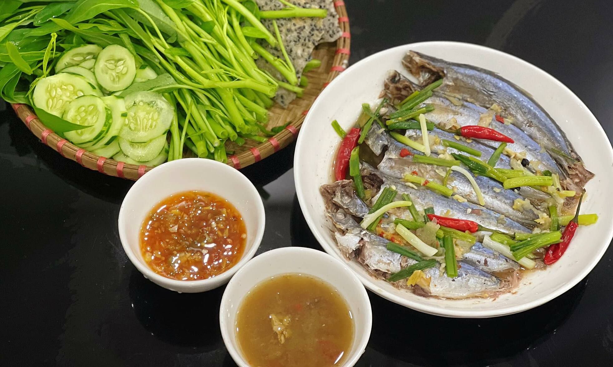 Thưởng Thức Cá Nục Cuốn Đà Nẵng: Món Ngon Khó Cưỡng