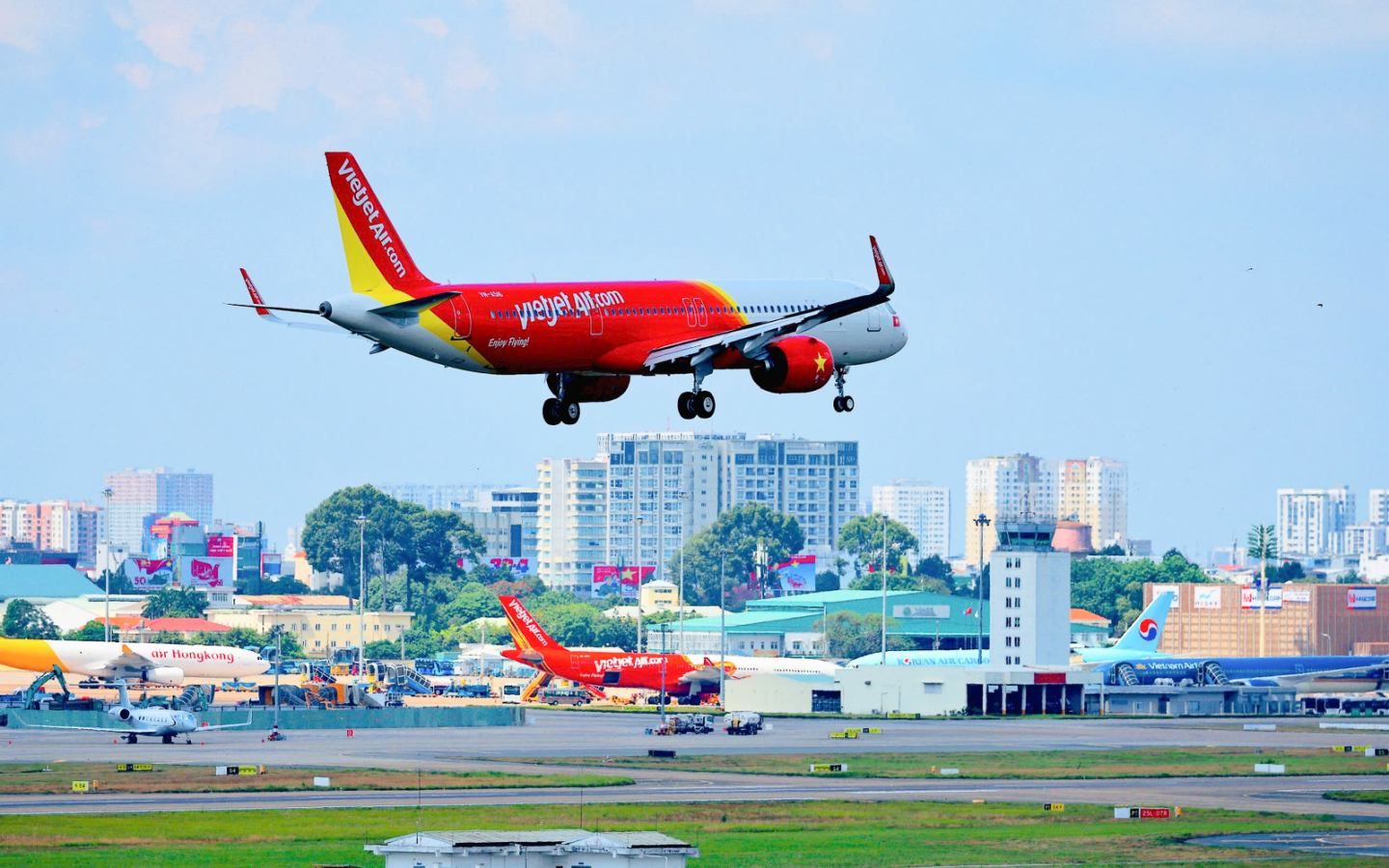 Bay Không Cần Giấy Tờ Cùng Vietjet Giá Rẻ: Trải Nghiệm Bay Hiện Đại