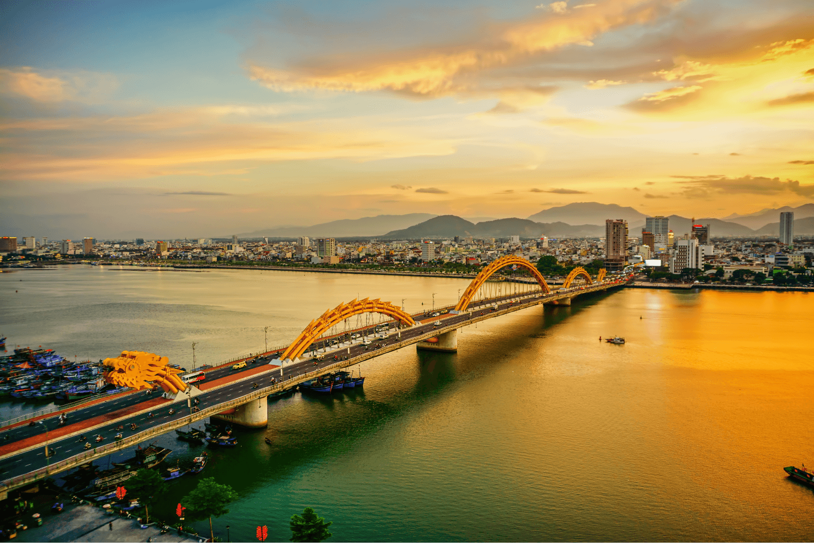 Bật Mí Kinh Nghiệm Du Lịch Đà Nẵng Mùa Hè Hoàn Hảo Cùng Vietjet Giá Rẻ