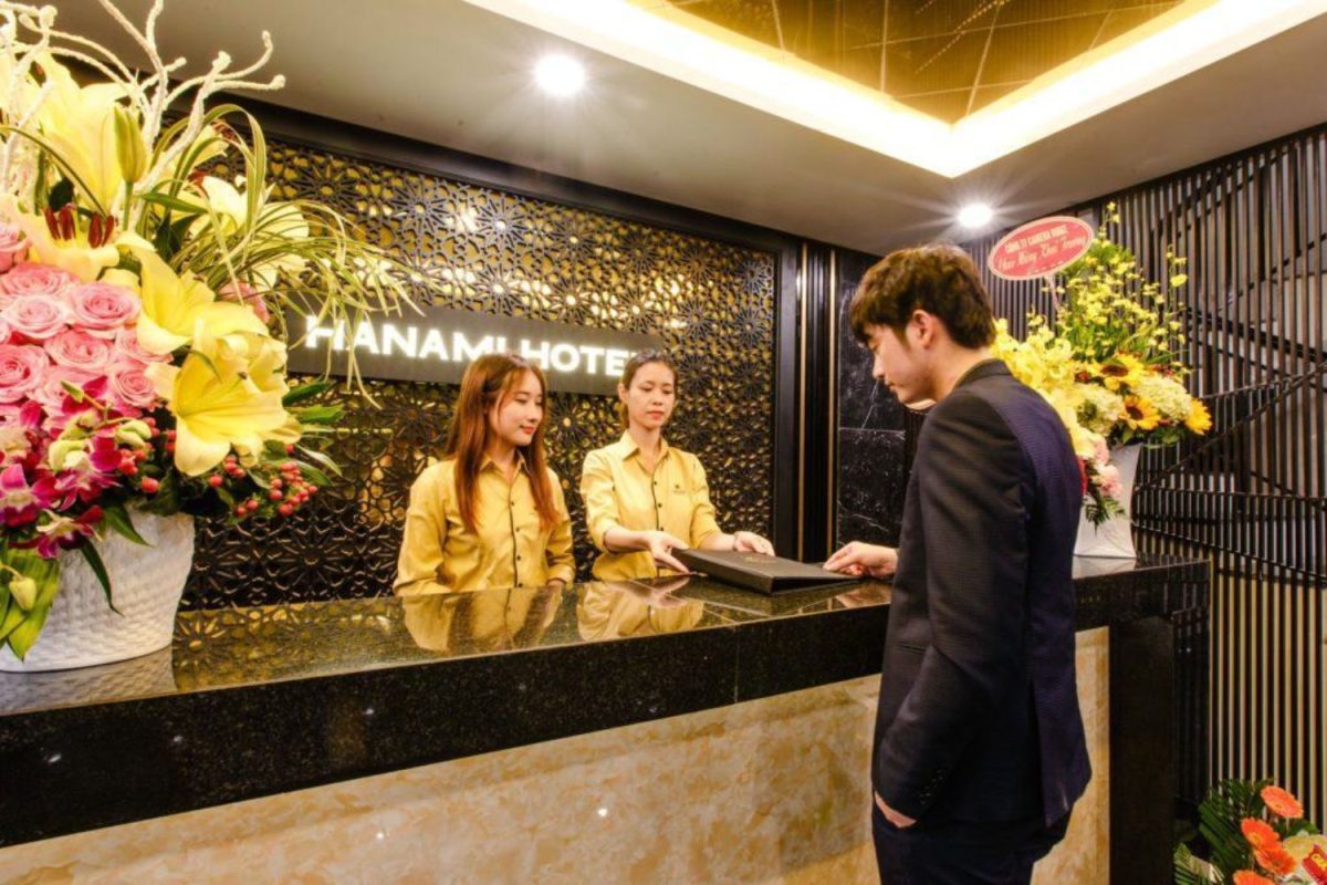 Có Được Mang Nước Hoa Lên Máy Bay? Cùng Vietjet Giá Rẻ Tìm Hiểu