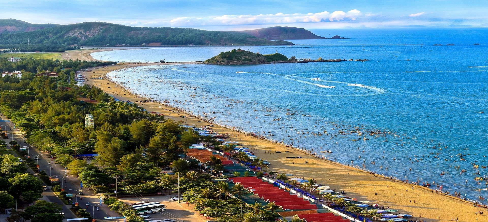 Dạo Quanh Một Vòng Khám Phá Những Thắng Cảnh Ở Vinh Cùng Vietjet Giá Rẻ