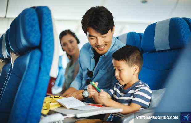 Dịch Vụ Hỗ Trợ Trẻ Em Tại Sân Bay: Giải Pháp Tuyệt Vời Cho Gia Đình Khi Di Chuyển Cùng Vietjet Giá Rẻ
