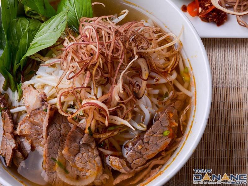 Khám Phá 10 Quán Bún Bò Ngon Nhất Đà Nẵng