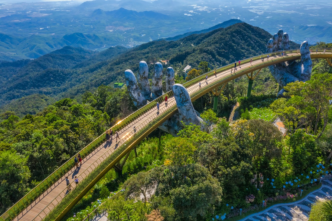 Khám Phá Kinh Nghiệm Tham Quan Bà Nà Hills Đầy Đủ &#038; Chi Tiết Cùng Vietjet