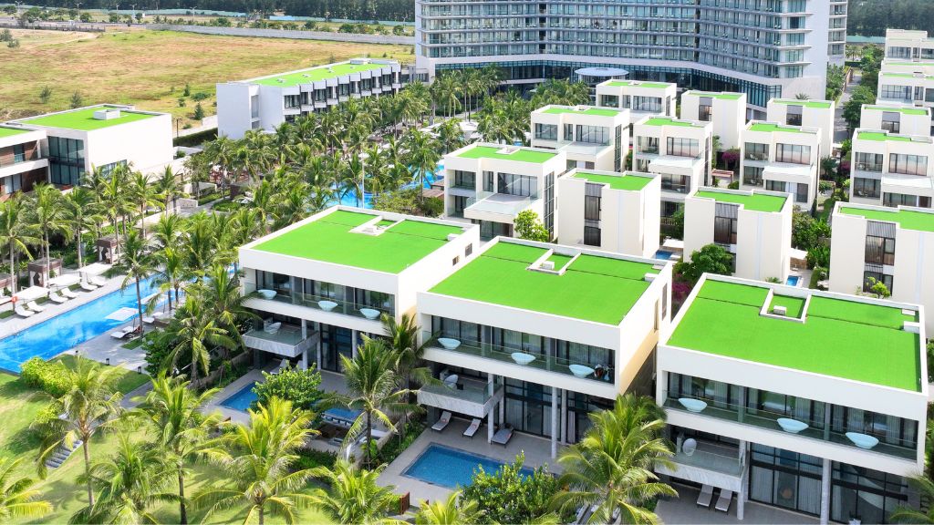 Khám Phá Một Cố Đô Huế Dịu Dàng Trầm Mặc Cùng VietJet