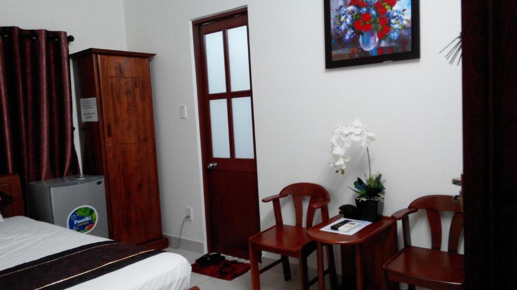 Khám Phá Thiên Đường Nghỉ Dưỡng: Top Khách Sạn Gần Biển Mỹ Khê Đà Nẵng Tuyệt Đẹp