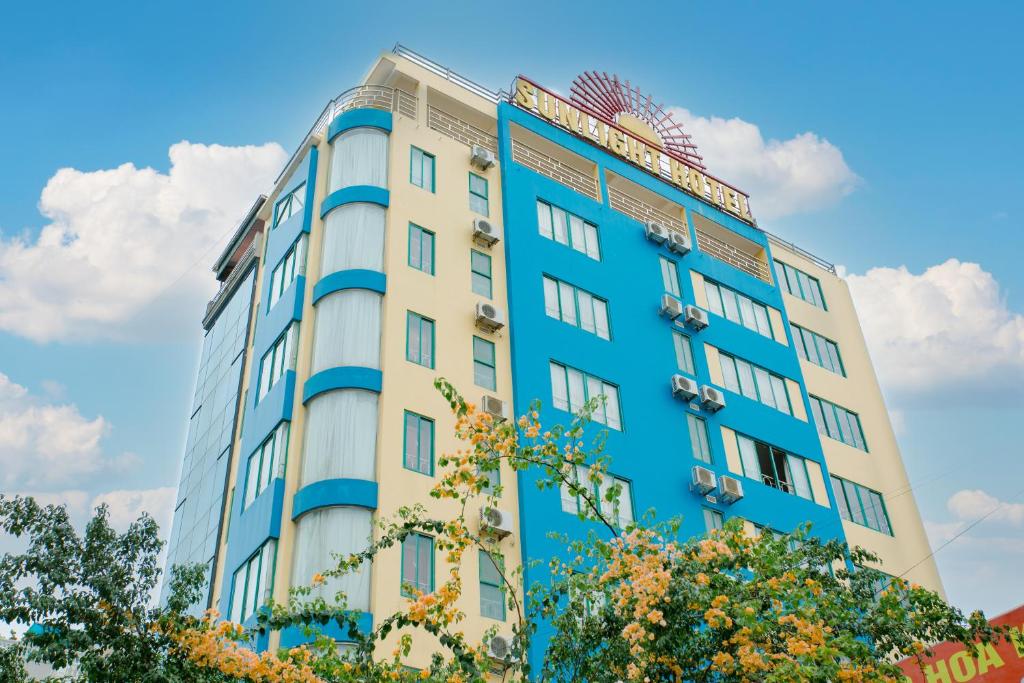 Khám Phá Top 10 Khách Sạn Gần Chợ Cồn Đà Nẵng