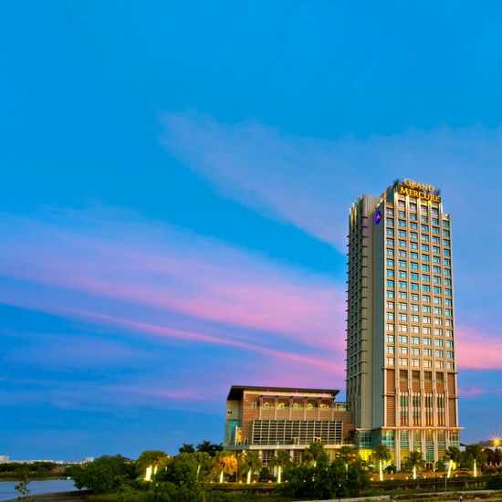 Lựa Chọn Hãng Hàng Không Phù Hợp Cho Người Cao Tuổi: Lựa Chọn Khôn Ngoan Cho Chuyến Bay Thoải Mái