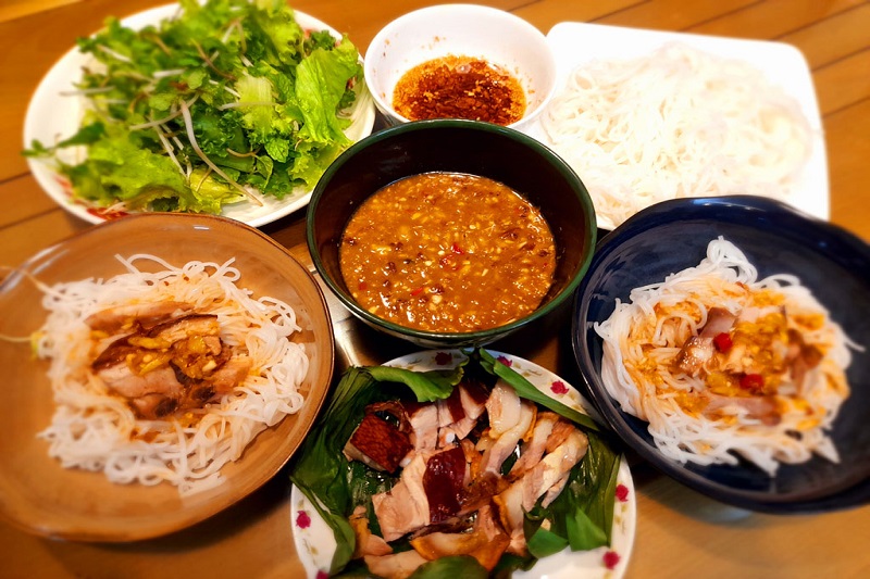 Thưởng Thức Hương Vị &#8220;Bún Mắm&#8221; Ngon Chuẩn Vị Tại Đà Nẵng