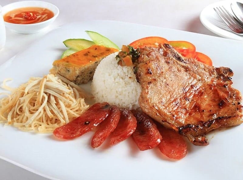 Thưởng Thức Hương Vị Cơm Tấm Đà Nẵng &#8211; Cùng Vietjet Khám Phá Ẩm Thực