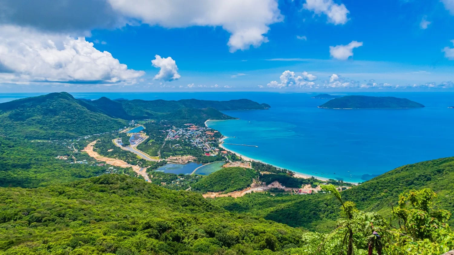 Vietjet khai thác đường bay Côn Đảo từ Hà Nội và TP. Hồ Chí Minh