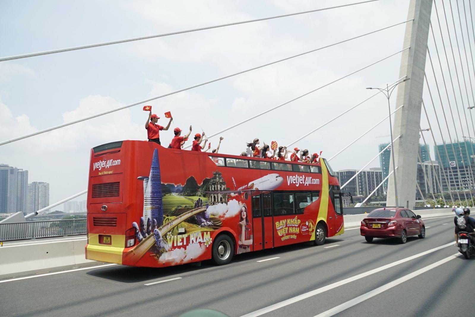 Xe Bus Vietjet: Dịch Vụ Vận Chuyển Tiện Lợi Với Giá Cả Hợp Lý