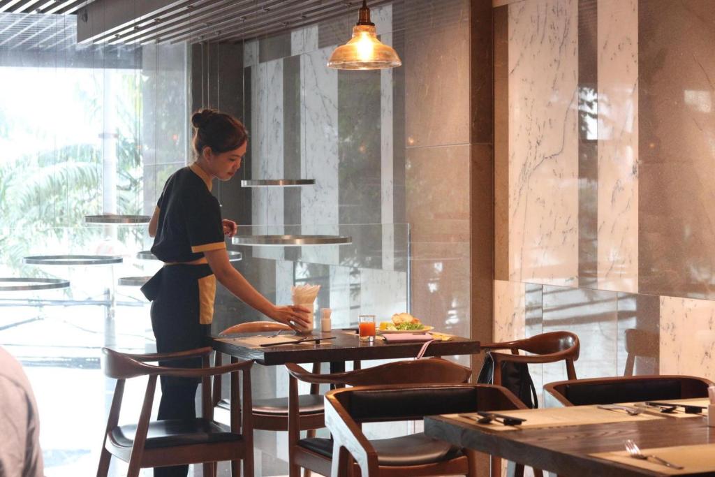 Avora Hotel chill chuẩn Gen Z mở khóa kinh nghiệm du lịch Quảng Ninh