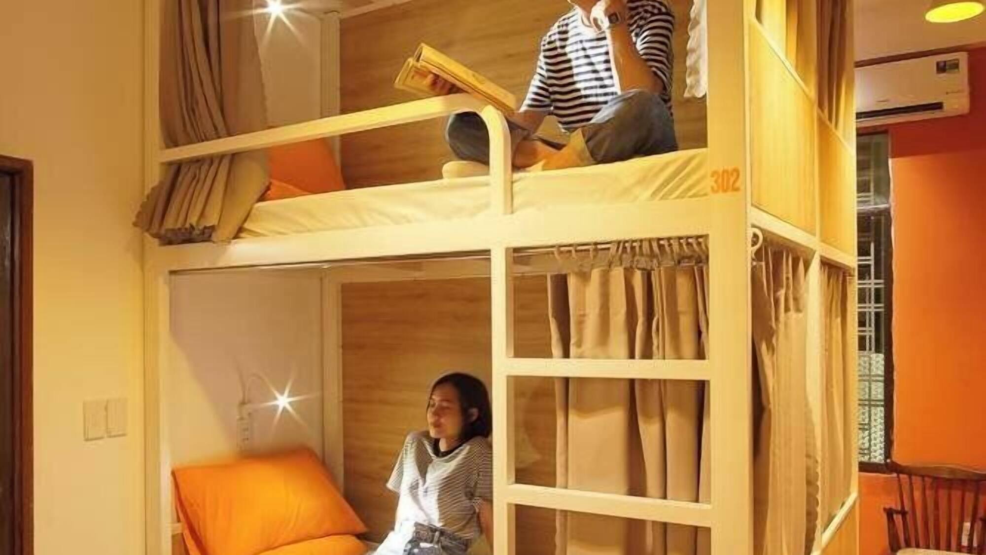 City Hostel Da Nang – Kinh nghiệm vi vu Quảng Ninh “đỉnh của chóp” cho dân mê phiêu lưu