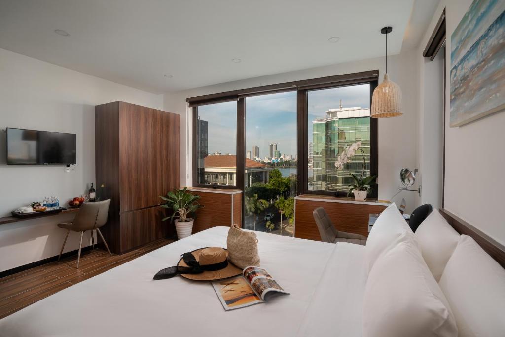 Dragon View Riverfront Hotel bùng nổ trải nghiệm – Mở khóa bí kíp du lịch Quảng Ninh chất vượt mong đợi