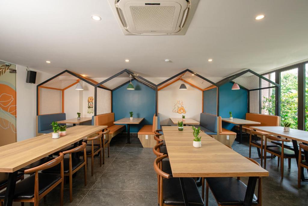 FIRST Studio Hotel Da Nang: Khuấy Động Chuyến Du Lịch Quảng Ninh Phong Cách GenZ