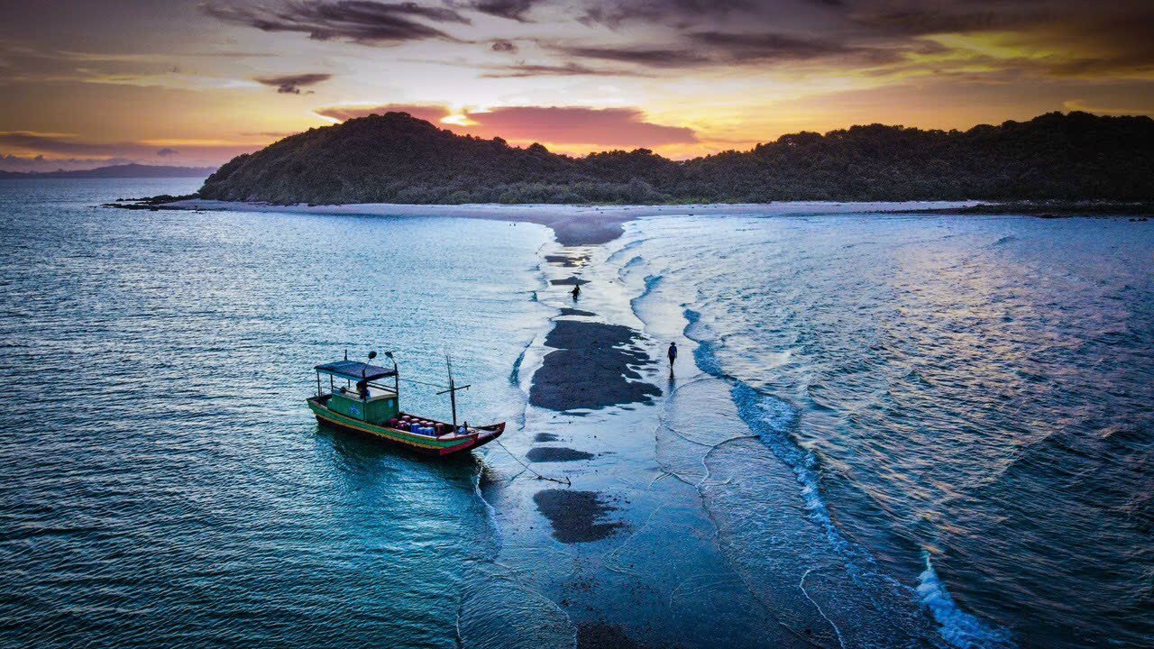 Florence Hotel: Nơi Bắt Đầu Chuyến Phiêu Lưu Chất Lừ Đến Quảng Ninh