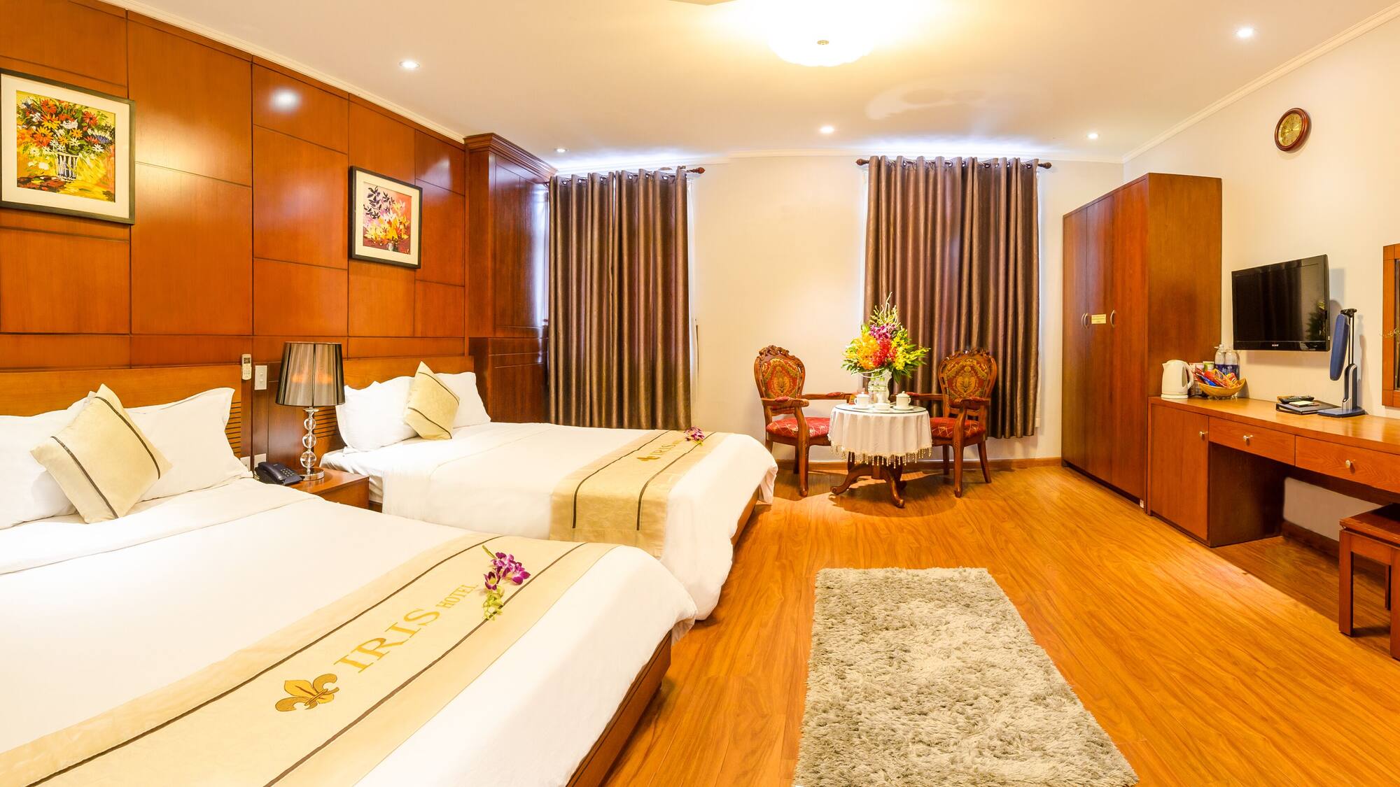 Khách sạn Iris: “Đặt Chân Quảng Ninh – Bật Mode Trải Nghiệm Chất Xịn”