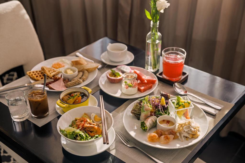 Khách sạn Sanouva Đà Nẵng: “Bí kíp du lịch Quảng Ninh &#8211; Check-in Sanouva, chuyến đi cực chất!”