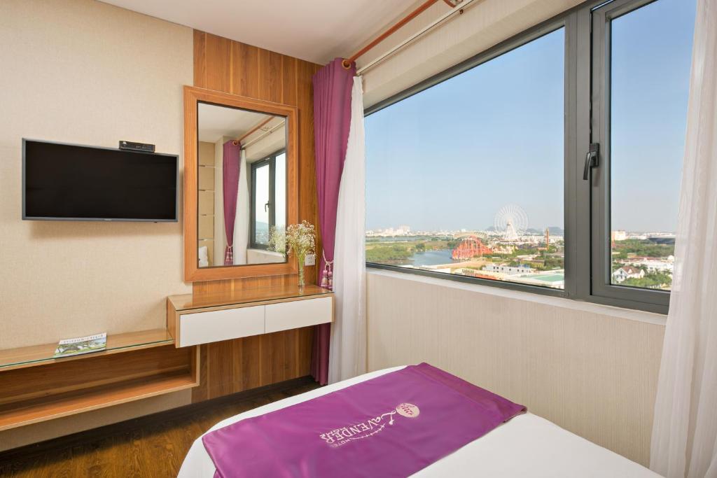 Lavender Riverside Hotel: Điểm Đến Lưu Trú Đa Sắc Mà Bạn Không Thể Bỏ Lỡ Khi Đến Đà Nẵng