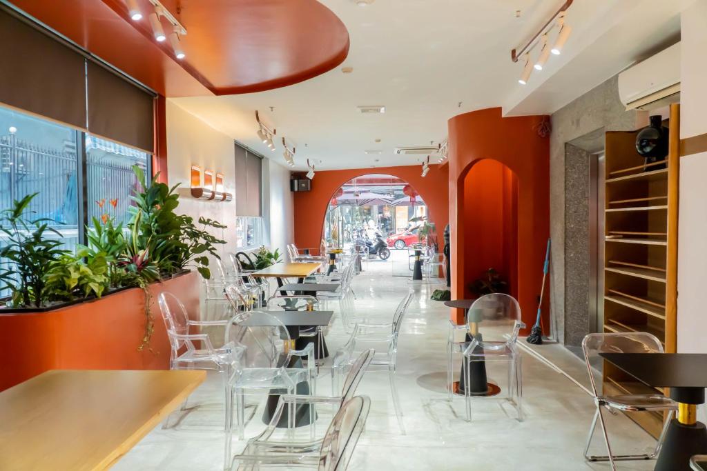 Quoc Cuong Center Da Nang Hotel by Haviland – Đỉnh Cao Trải Nghiệm Nghỉ Dưỡng, Bùng Nổ Trend Du Lịch Quảng NinhQuoc Cuong Center Da Nang Hotel by Haviland – Đỉnh Cao Trải Nghiệm Nghỉ Dưỡng, Bùng Nổ Trend Du Lịch Quảng Ninh