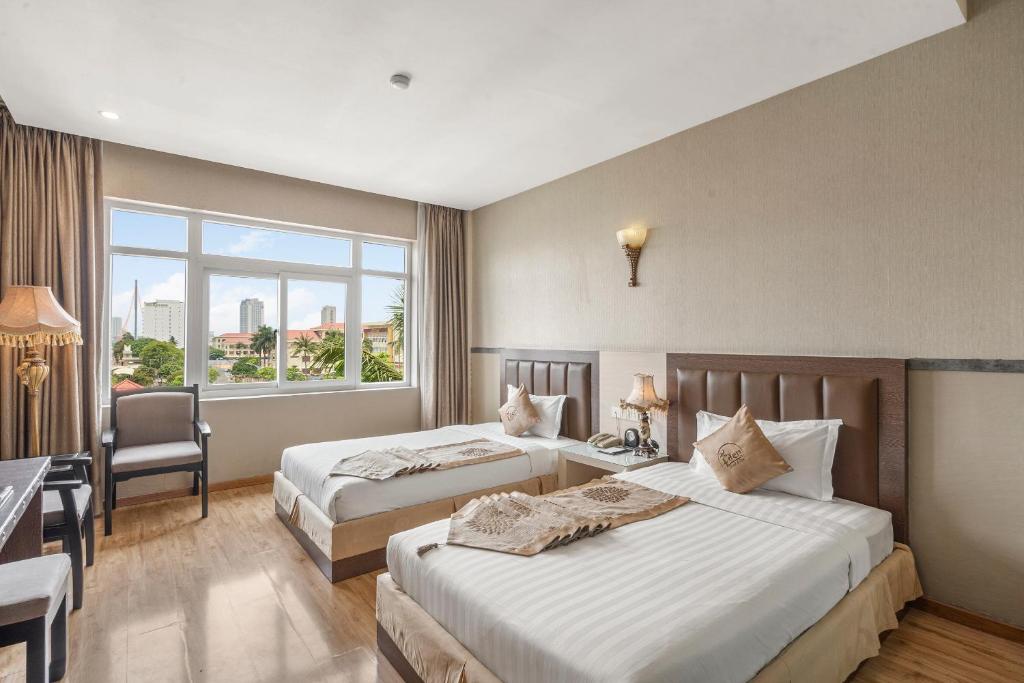 Review Eden Plaza Danang: Khám Phá Một Trong Những Khách Sạn Được Yêu Thích Tại Đà Nẵng