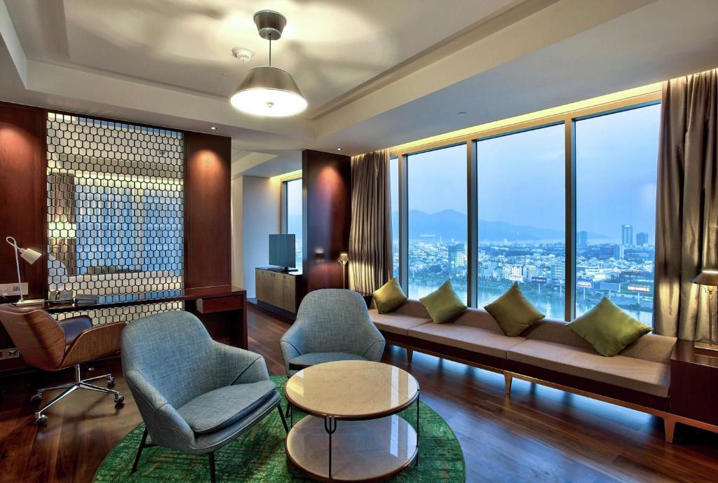 Review Hilton Đà Nẵng: Khám Phá Trải Nghiệm Hạng Sang Tại Thành Phố Biển