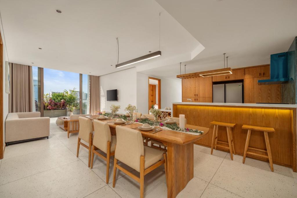 Vernal Hotel & Apartment Da Nang khơi nguồn cảm hứng du lịch Quảng Ninh – Review siêu chất, bí kíp GenZ bùng nổ