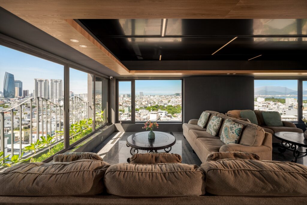 Rest Hotel: Khám Phá “Nơi Nghỉ Dưỡng Đỉnh Cao” Tại Đà Nẵng